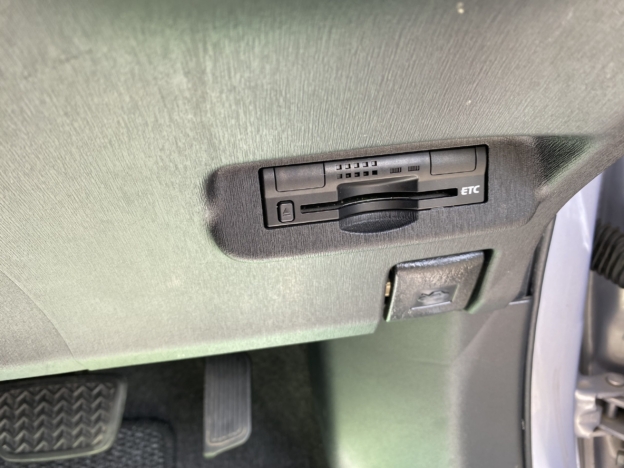 プリウス S ナビ・ETC・バックカメラ付き | 株式会社BooFooUooJAPAN